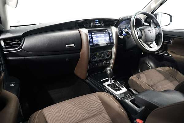 2017 Toyota Fortuner GX GUN156R