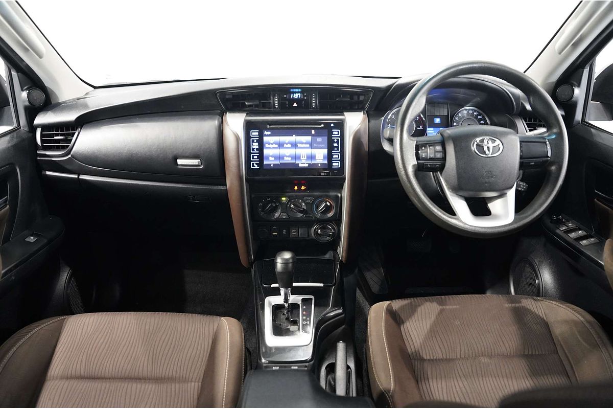 2017 Toyota Fortuner GX GUN156R