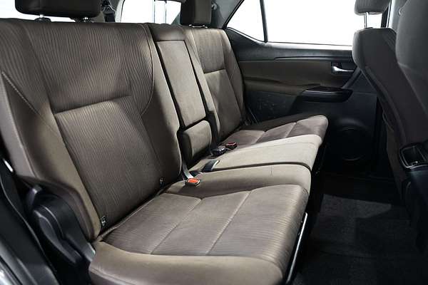 2017 Toyota Fortuner GX GUN156R