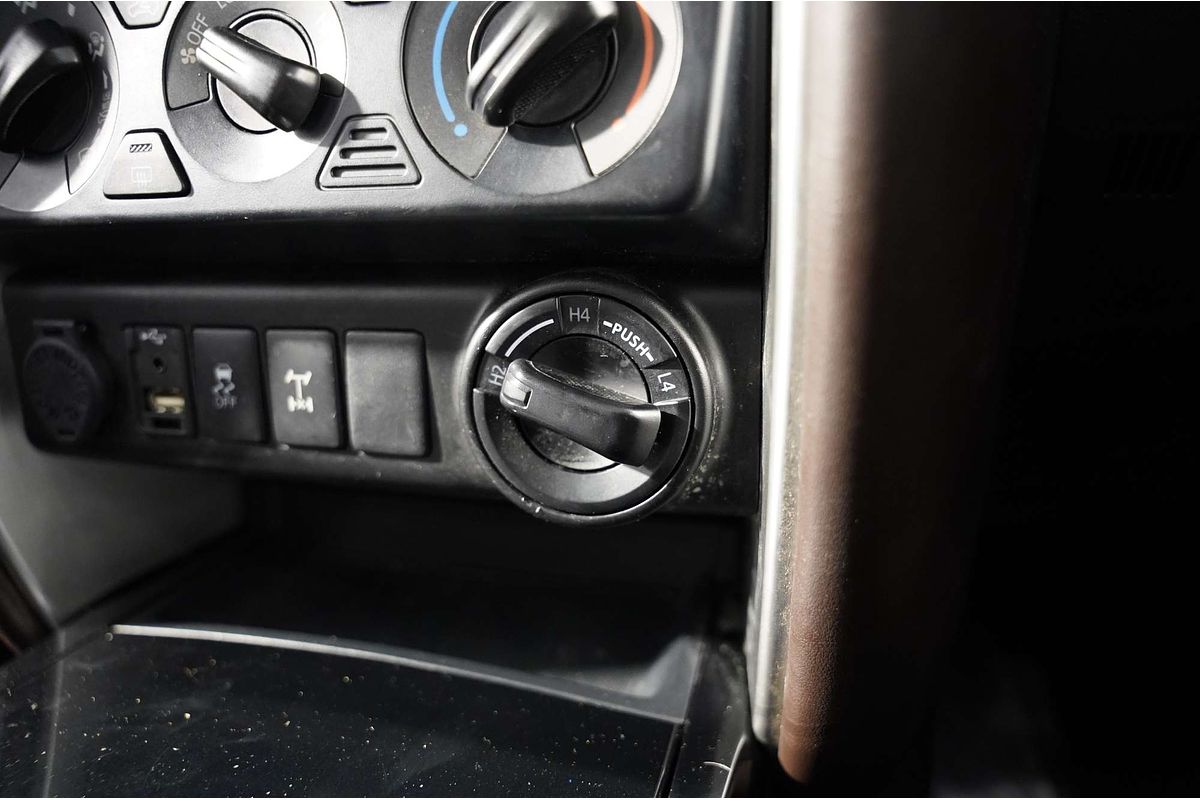 2017 Toyota Fortuner GX GUN156R