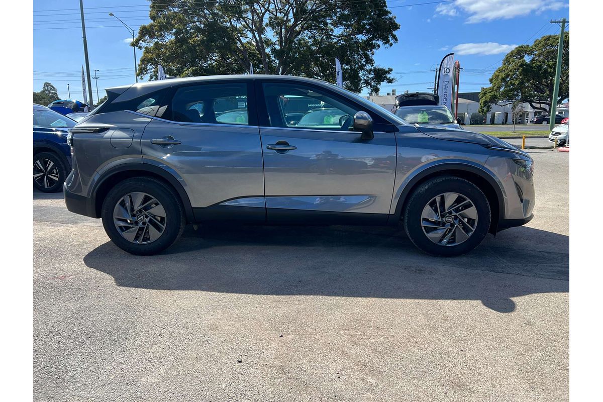 2025 Nissan QASHQAI ST J12