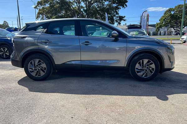 2025 Nissan QASHQAI ST J12