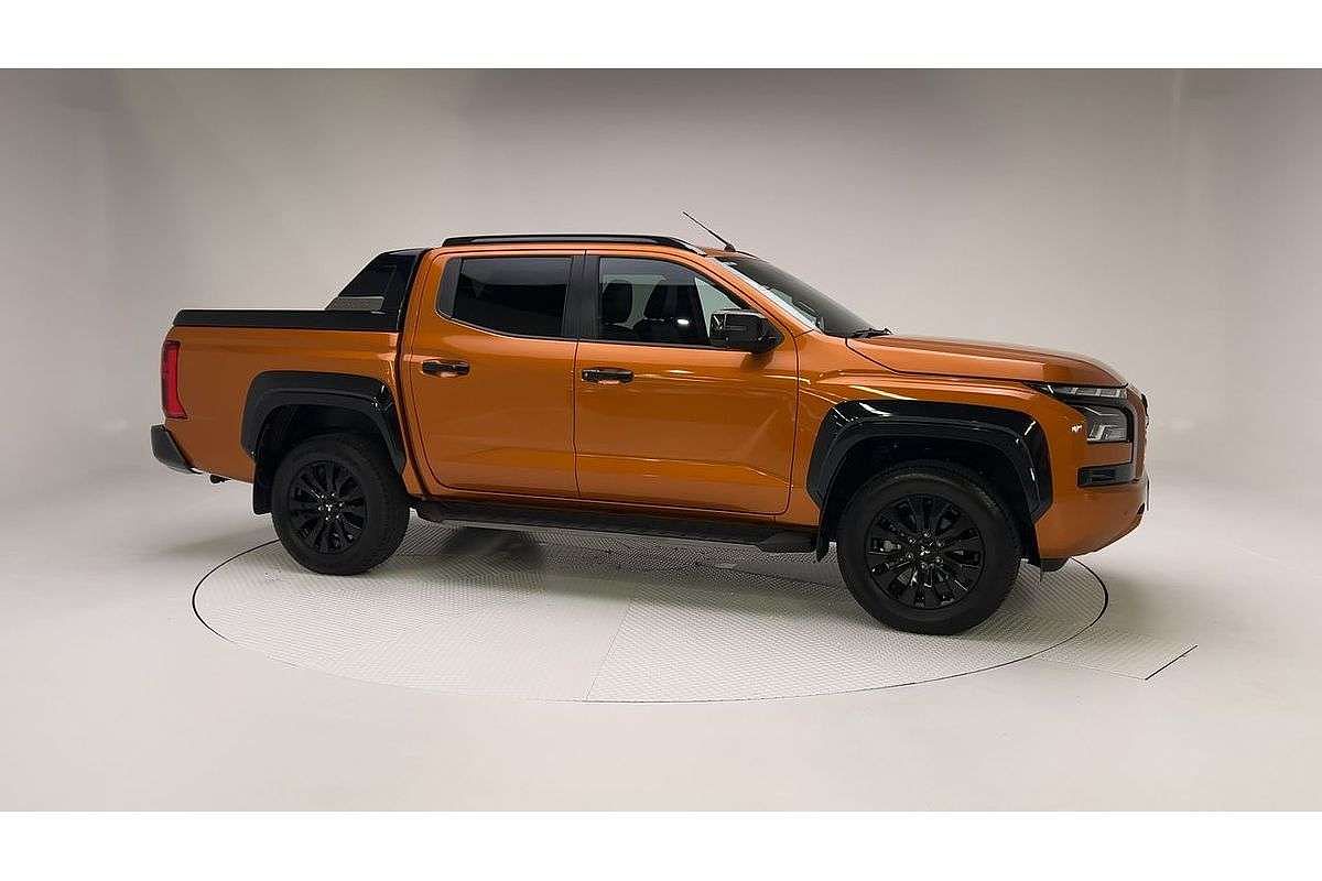 2025 Mitsubishi Triton GSR MV 4X4