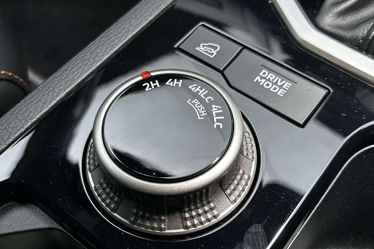 2025 Mitsubishi Triton GSR MV 4X4