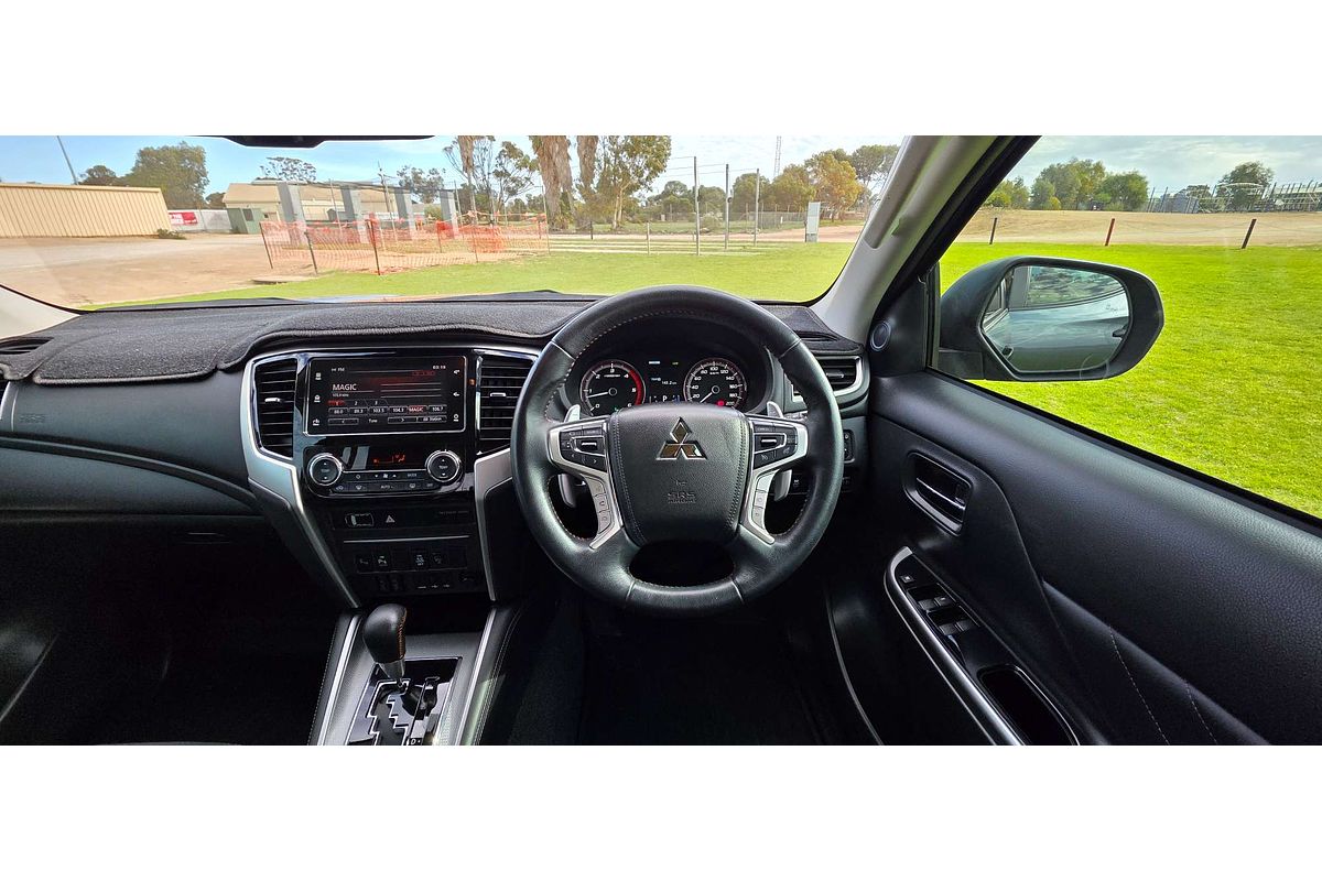 2020 Mitsubishi Triton GSR MR 4X4
