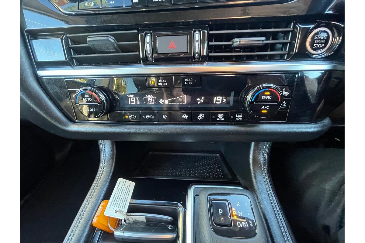 2023 Nissan Pathfinder Ti-L R53