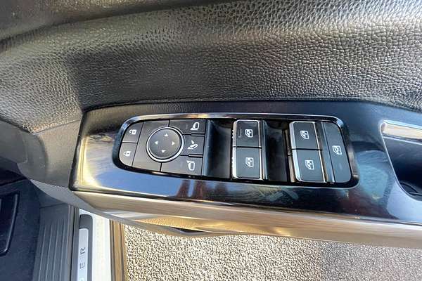 2023 Nissan Pathfinder Ti-L R53