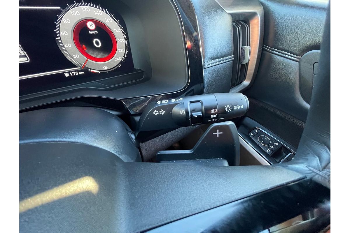 2023 Nissan Pathfinder Ti-L R53