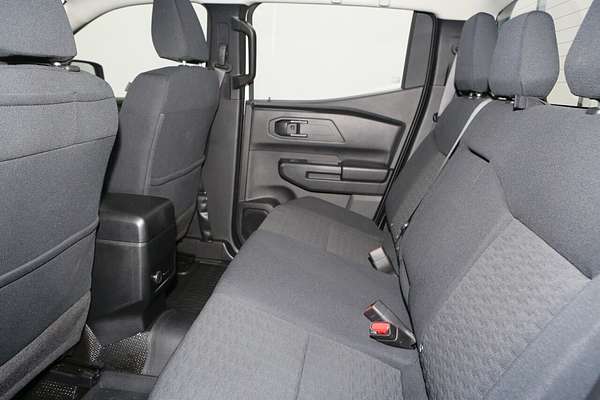 2024 Mitsubishi Triton GLX MV 4X4