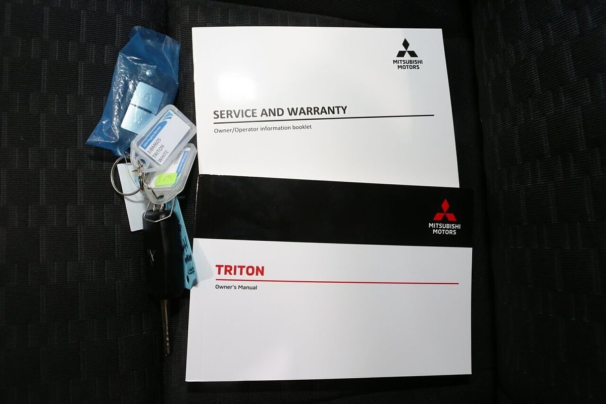 2024 Mitsubishi Triton GLX MV 4X4