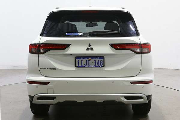 2024 Mitsubishi Outlander LS ZM
