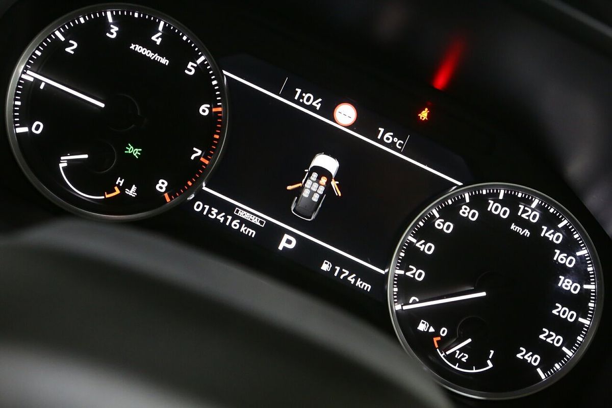 2024 Mitsubishi Outlander LS ZM