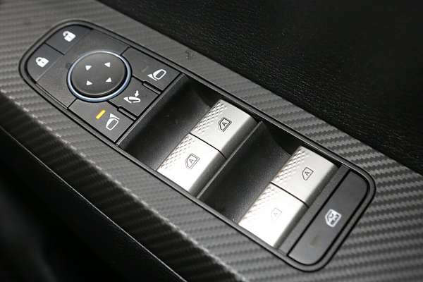 2024 Mitsubishi Outlander LS ZM