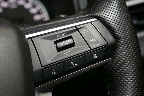 2024 Mitsubishi Outlander LS ZM
