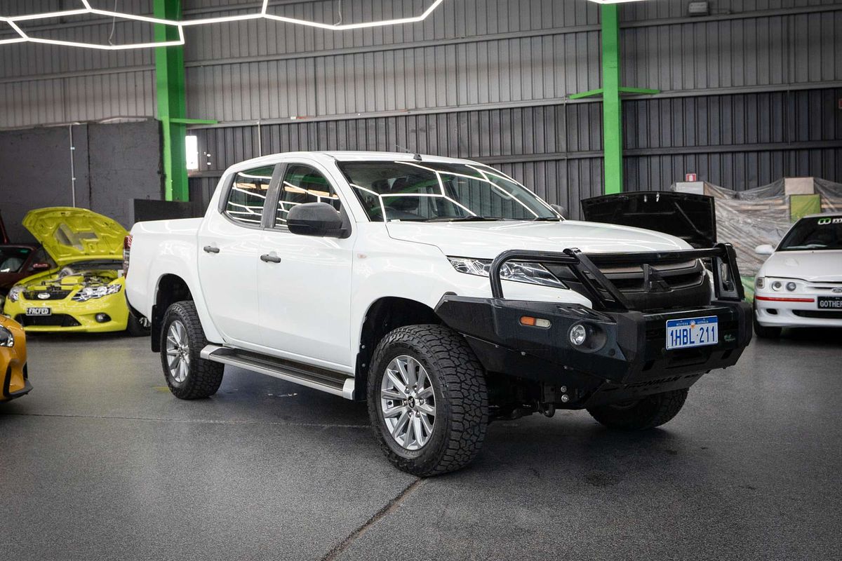 2019 Mitsubishi Triton GLX+ MR 4X4
