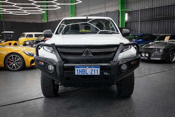 2019 Mitsubishi Triton GLX+ MR 4X4