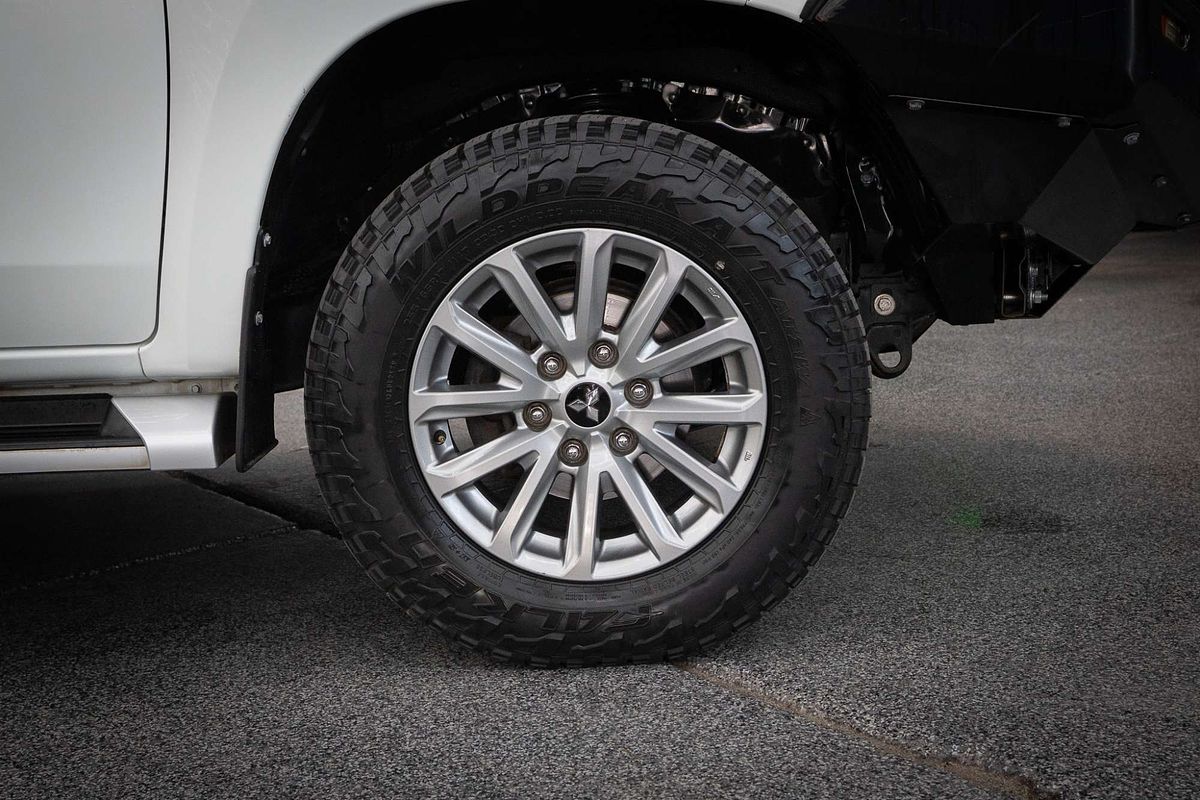 2019 Mitsubishi Triton GLX+ MR 4X4