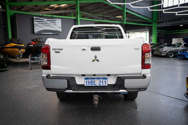 2019 Mitsubishi Triton GLX+ MR 4X4