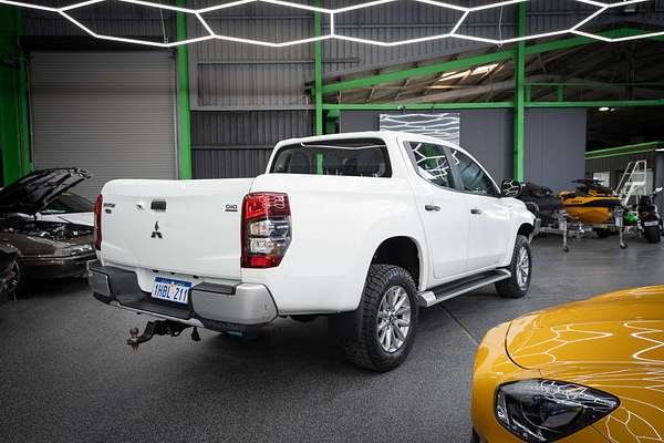 2019 Mitsubishi Triton GLX+ MR 4X4