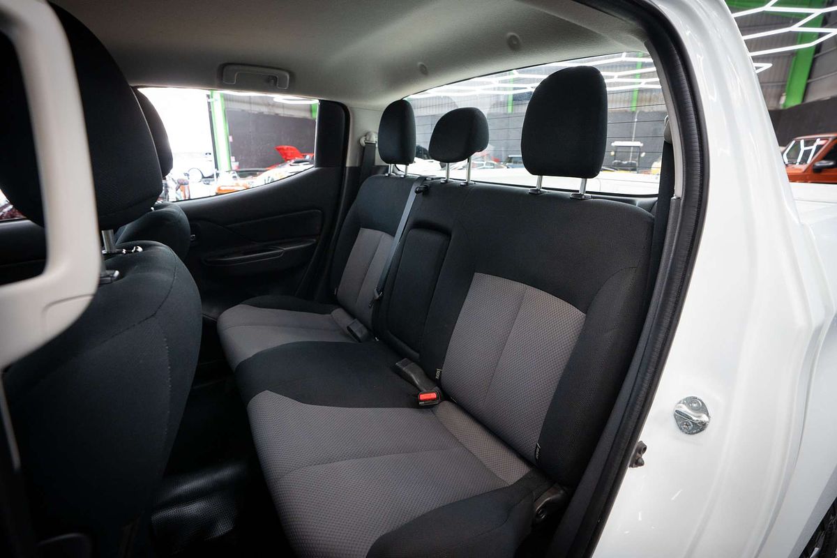 2019 Mitsubishi Triton GLX+ MR 4X4