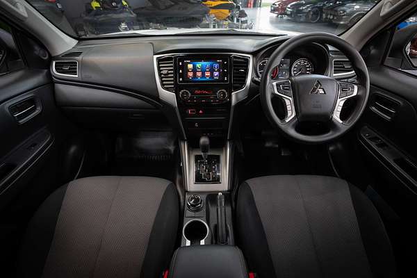2019 Mitsubishi Triton GLX+ MR 4X4