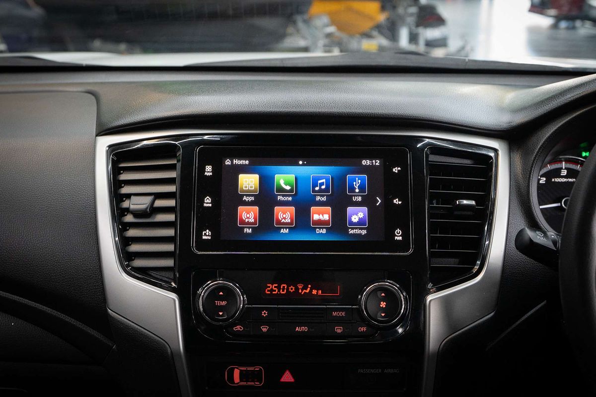 2019 Mitsubishi Triton GLX+ MR 4X4