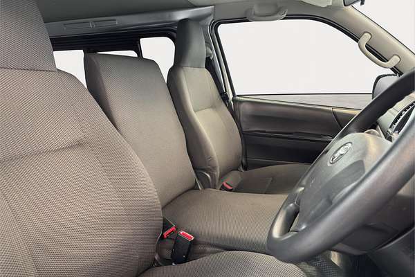 2015 Toyota Hiace Long DX 4WD