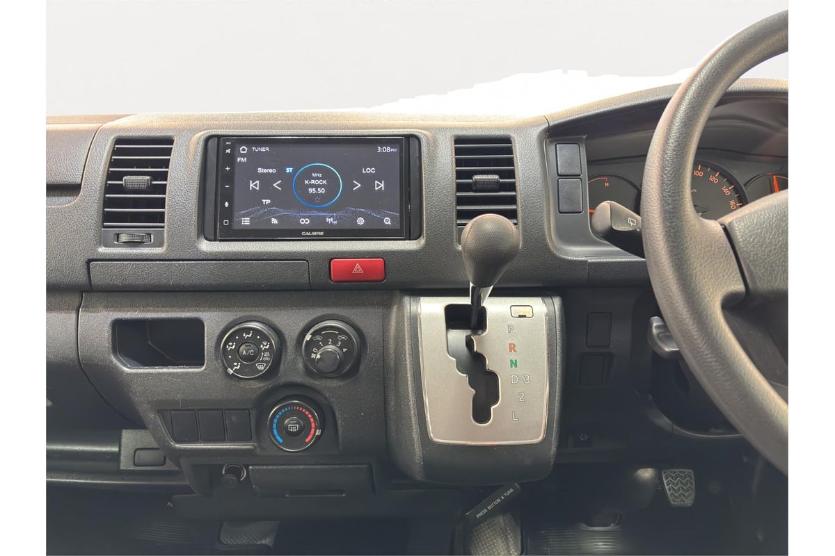 2015 Toyota Hiace Long DX 4WD