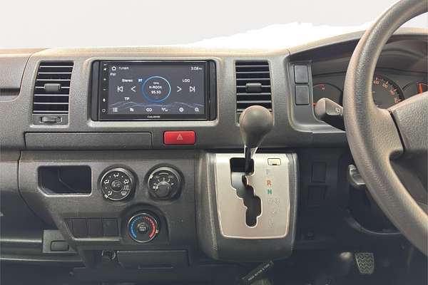 2015 Toyota Hiace Long DX 4WD