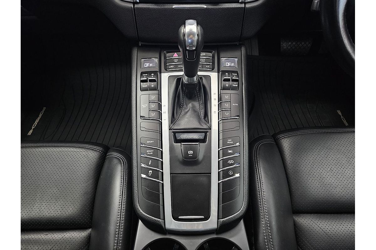 2017 Porsche Macan GTS 95B