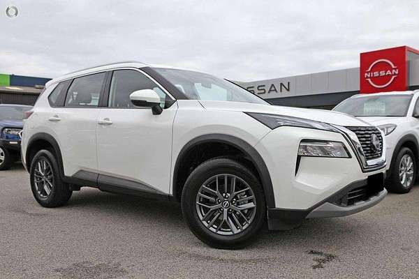 2025 Nissan X-TRAIL ST T33