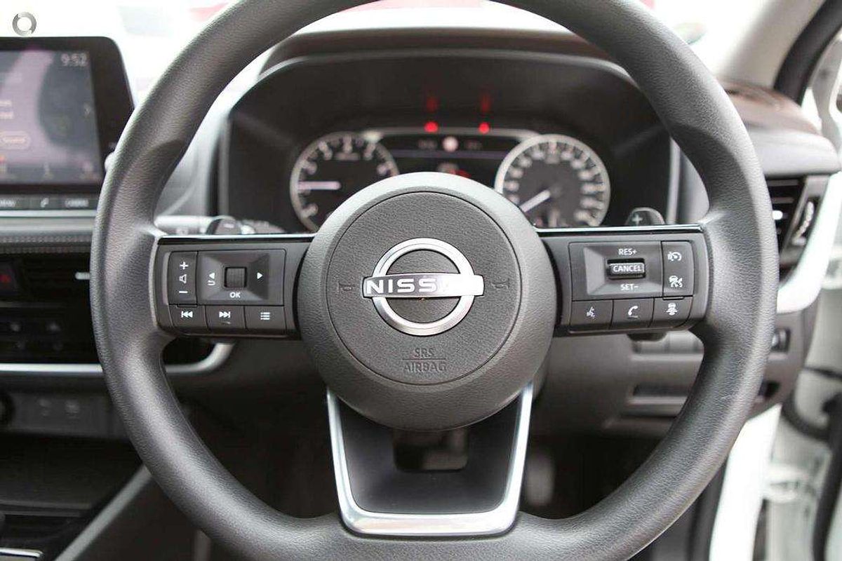 2025 Nissan X-TRAIL ST T33