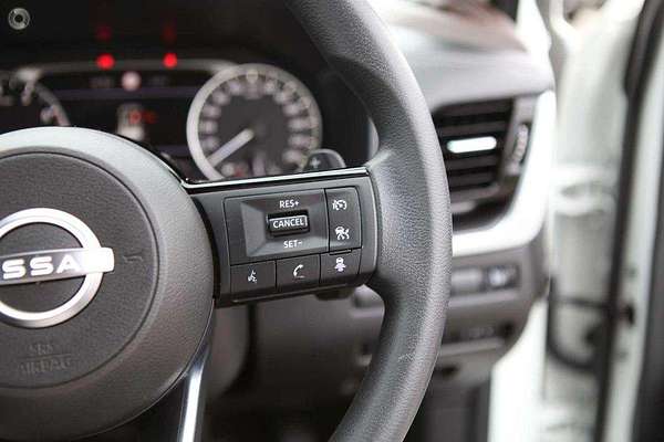 2025 Nissan X-TRAIL ST T33
