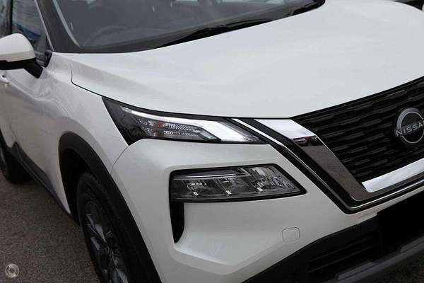 2025 Nissan X-TRAIL ST T33