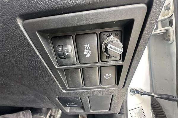 2018 Toyota Hilux WORKMATE GUN122R MY19 REAR WHEEL DRIVE