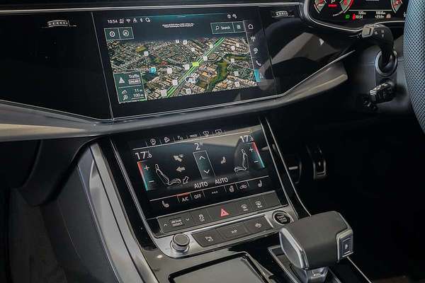 2025 Audi Q8 50 TDI S line F1
