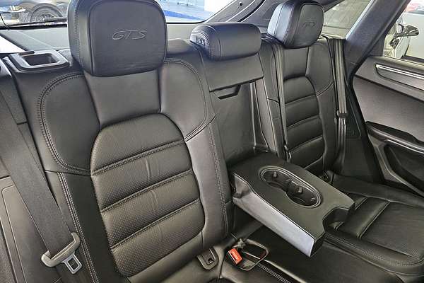 2017 Porsche Macan GTS 95B
