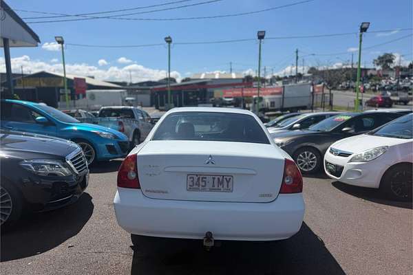 2004 Mitsubishi Magna AWD TL