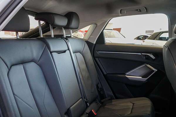2025 Audi Q3 35 TFSI S line edition F3