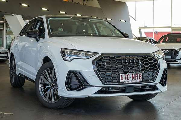 2025 Audi Q3 35 TFSI S line edition F3