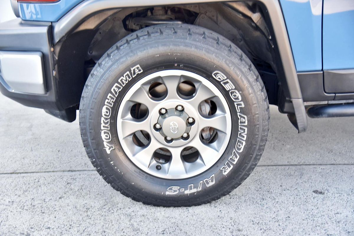 2012 Toyota FJ Cruiser GSJ15R