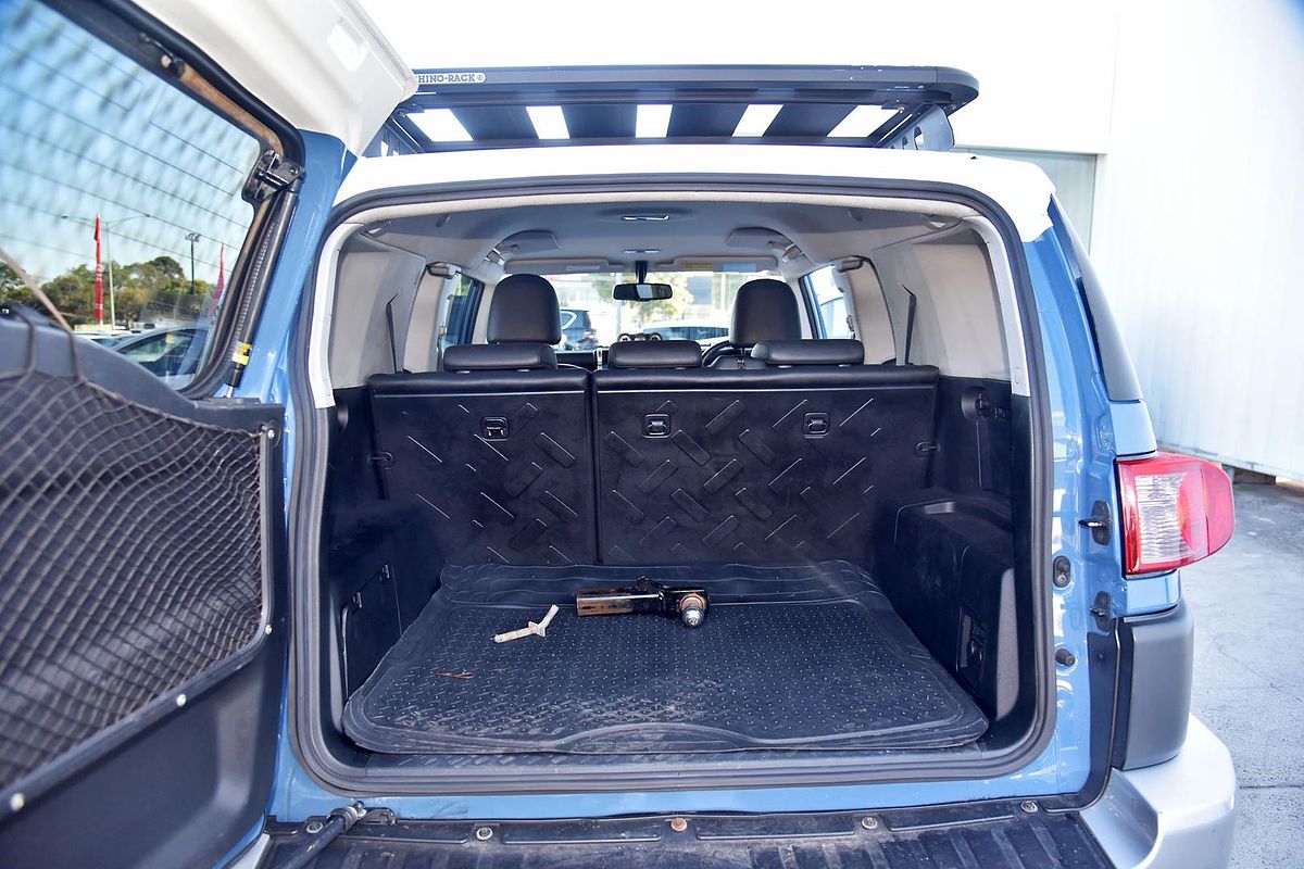 2012 Toyota FJ Cruiser GSJ15R