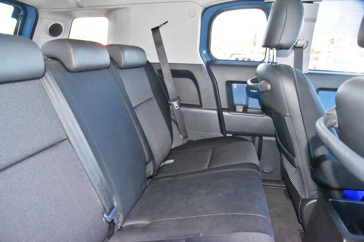 2012 Toyota FJ Cruiser GSJ15R