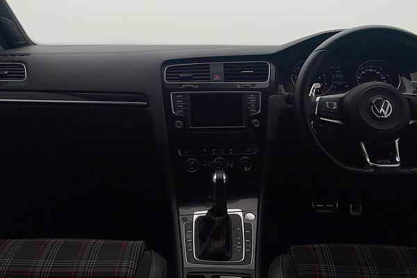 2016 Volkswagen Golf GTI Performance 7