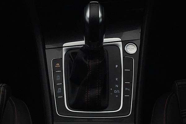 2016 Volkswagen Golf GTI Performance 7