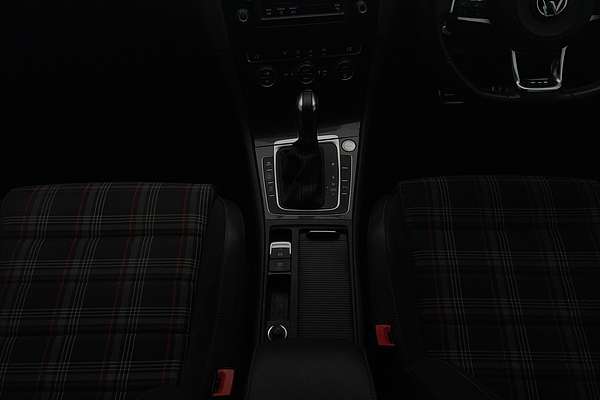 2016 Volkswagen Golf GTI Performance 7