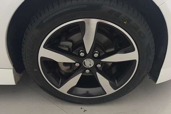 2016 Holden Commodore SV6 Black VF Series II