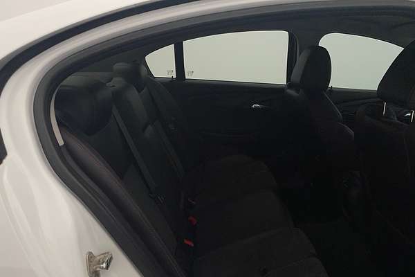 2016 Holden Commodore SV6 Black VF Series II