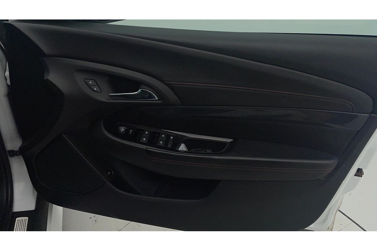 2016 Holden Commodore SV6 Black VF Series II