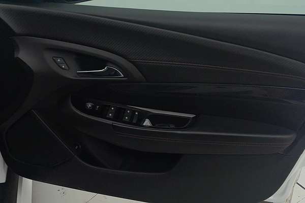 2016 Holden Commodore SV6 Black VF Series II
